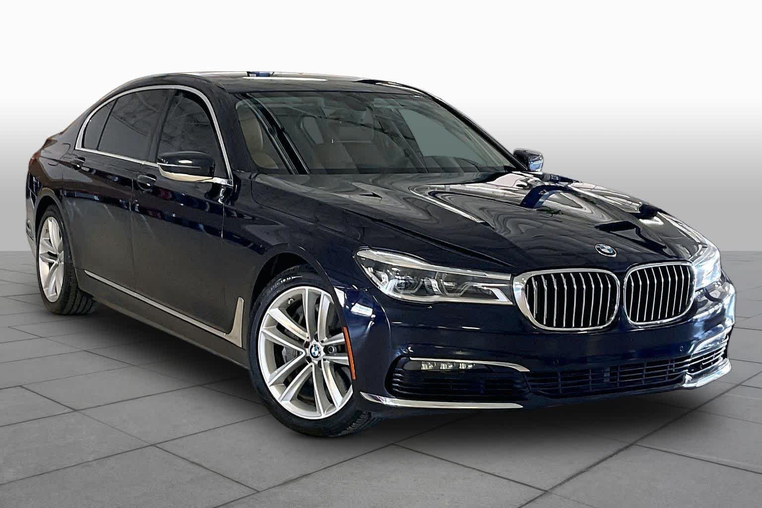 2016 BMW 7 Series 2