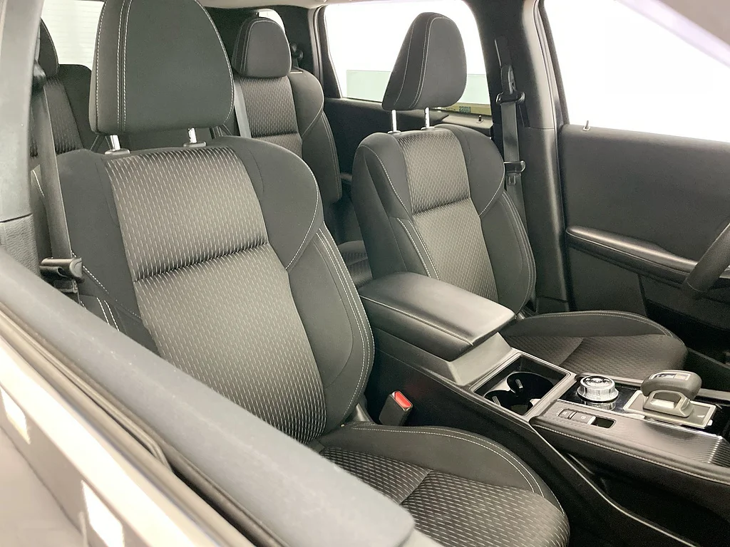 Used 2022 BLACK Mitsubishi ES image 26