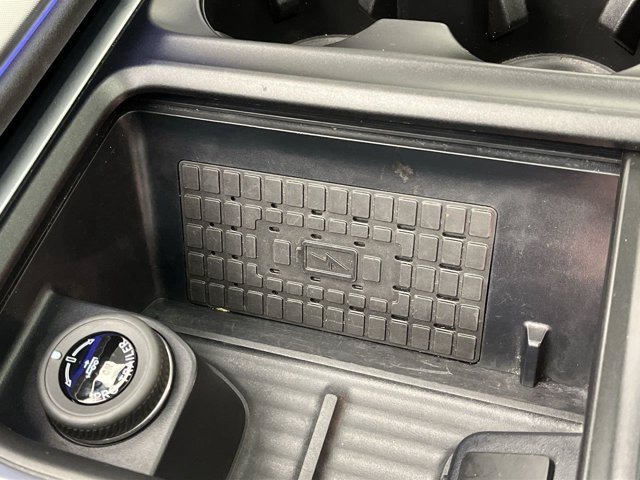 Used 2025 Stone Blue Ford Platinum image 31