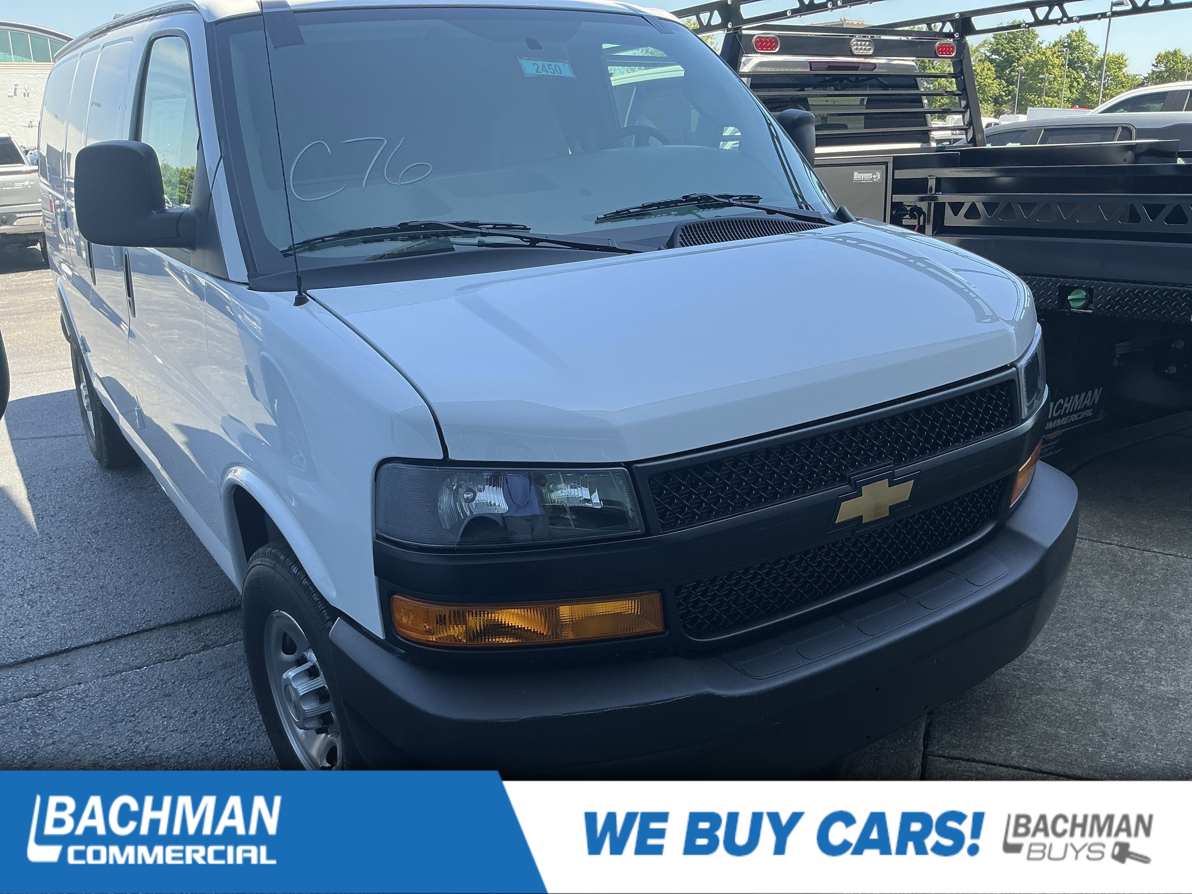 2026 Chevrolet Express 2500 Work Van HD's photo