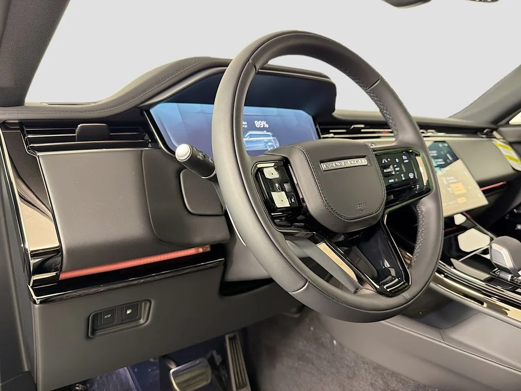 New 2026 Varesine Blue Land Rover Dynamic SE image 9
