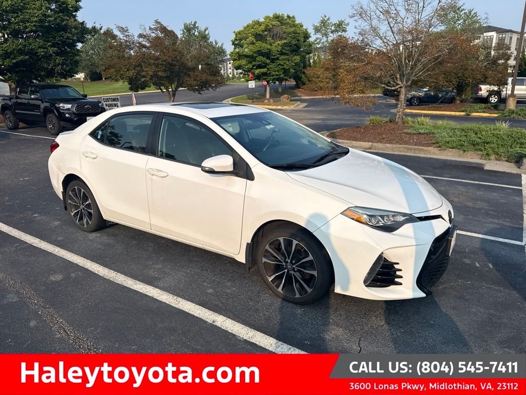 Used 2018 White Toyota SE image 1