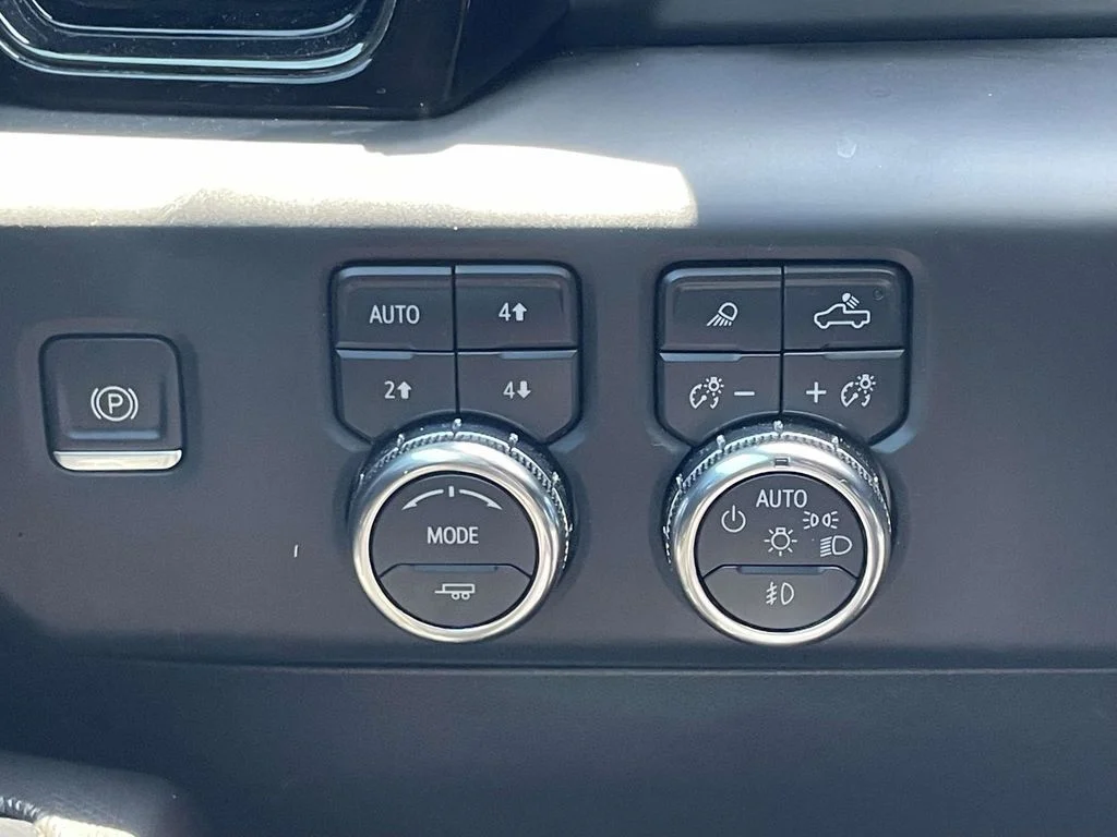 Used 2023 Blue GMC AT4X image 28