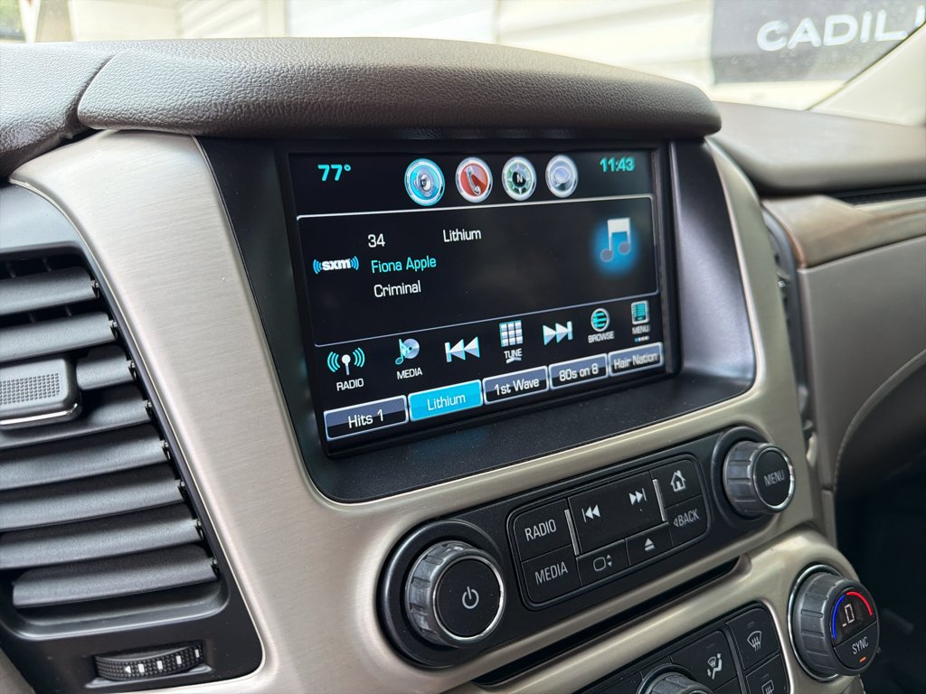 Used 2019 SUMMIT WHITE GMC Denali image 22