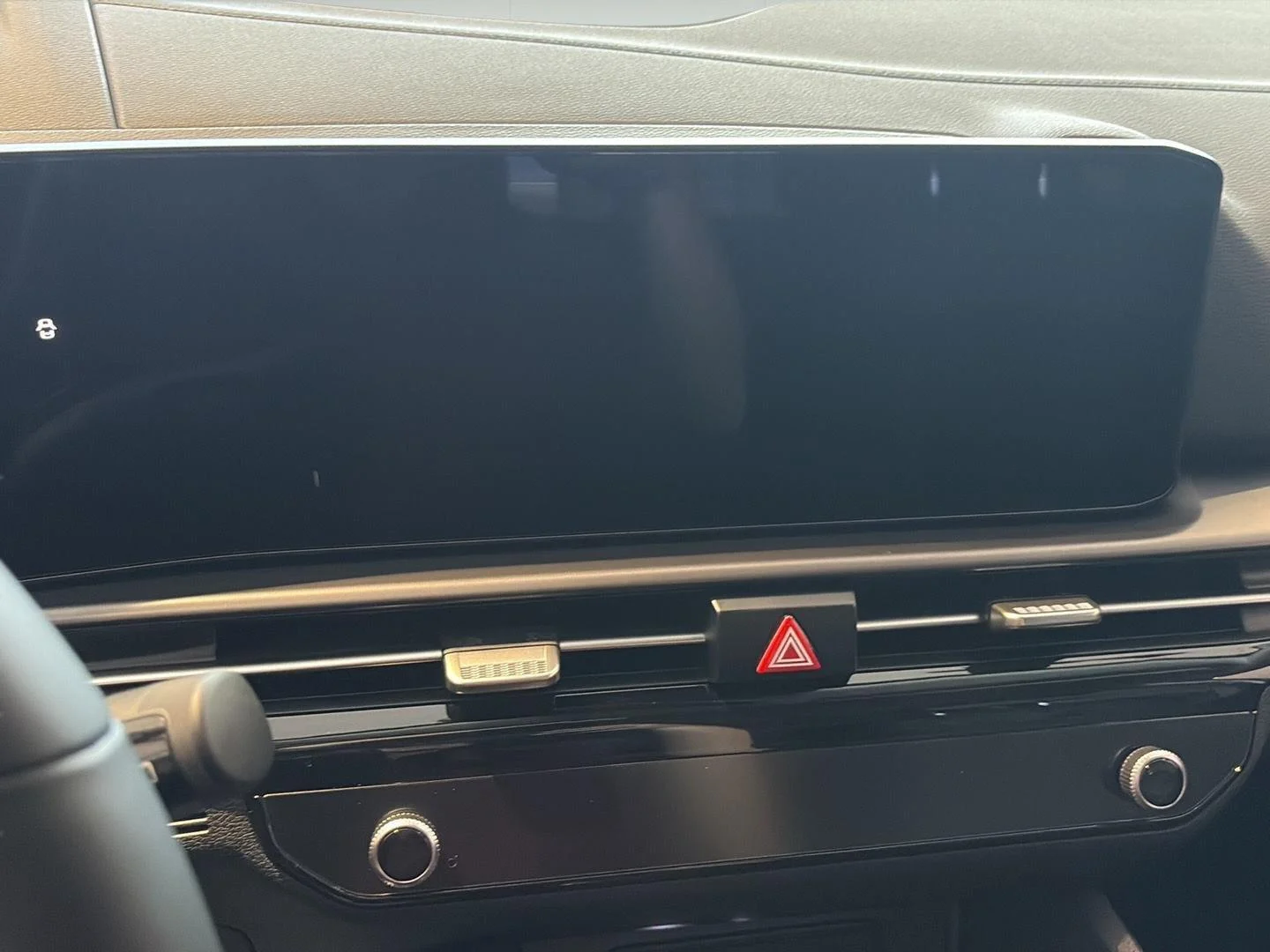 2026 Kia Sportage EX - Photo 13