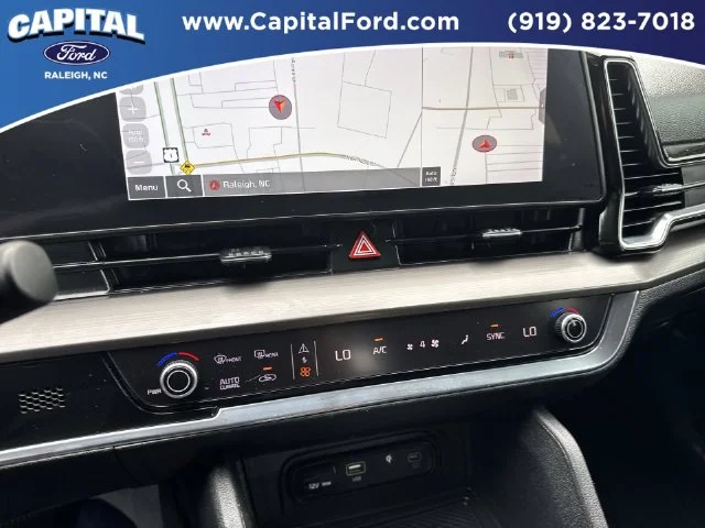 Used 2024 White Kia EX image 26
