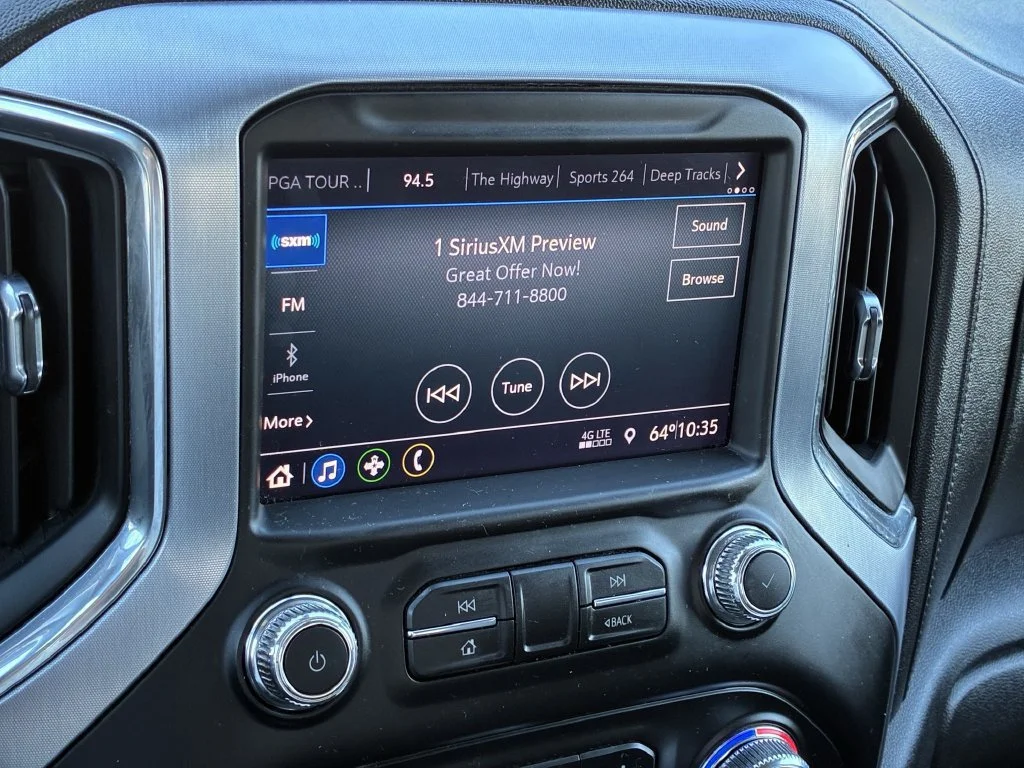 Used 2022 SUMMIT WHITE GMC SLE image 36