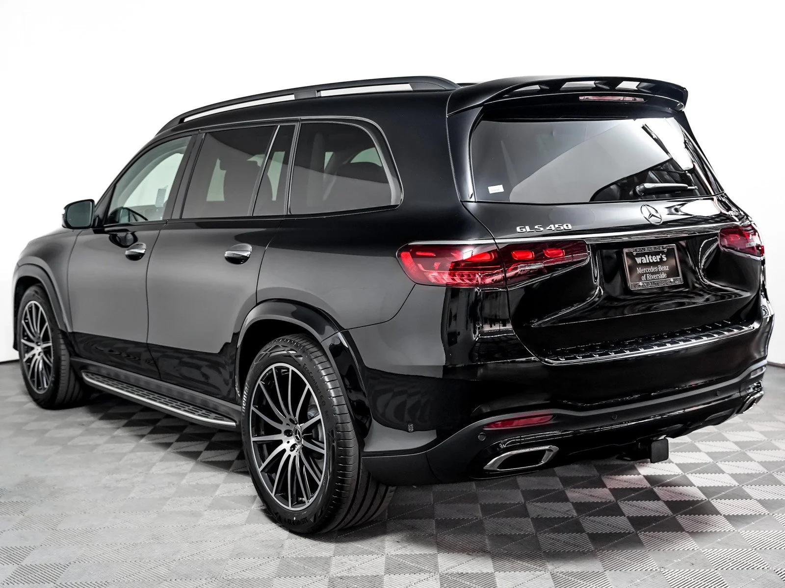 New 2026 Black Mercedes-Benz 4MATIC® image 2