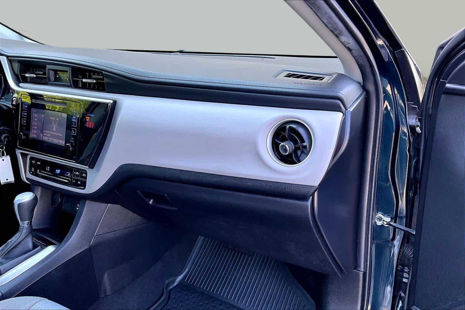 Used 2019 Galactic Aqua Mica Toyota LE image 18