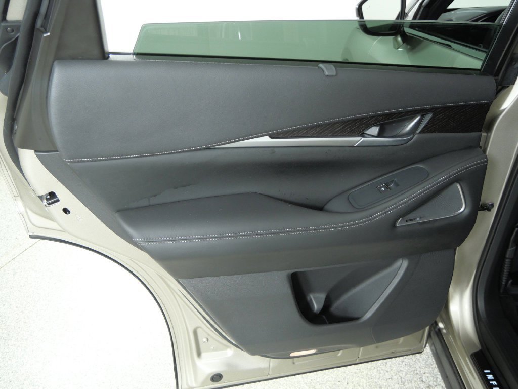 Used 2025 Black INFINITI Autograph image 32