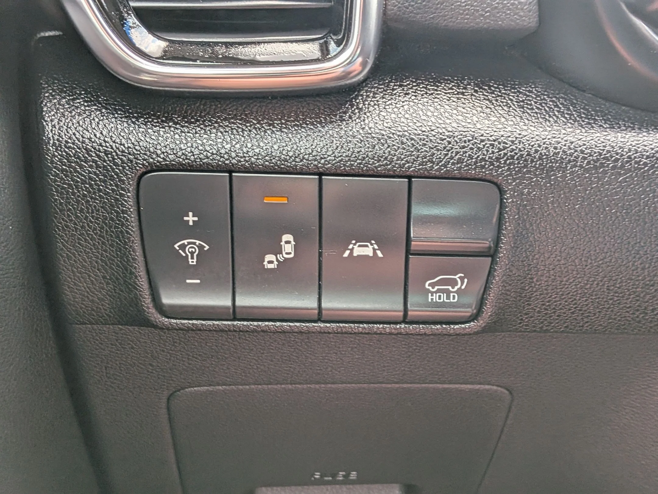 Used 2021 Snow White Pearl Kia EX image 17