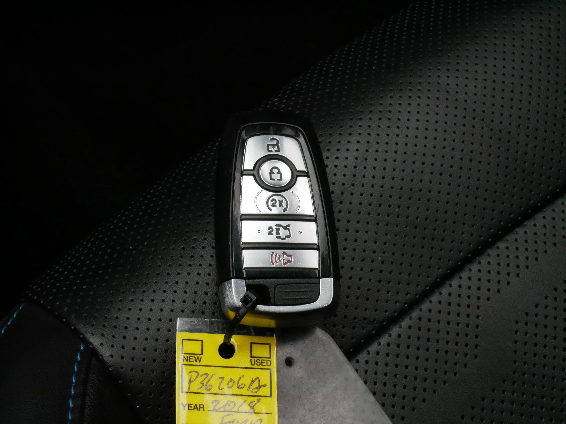 Used 2018 Magnetic Metallic Ford EcoBoost Premium image 31