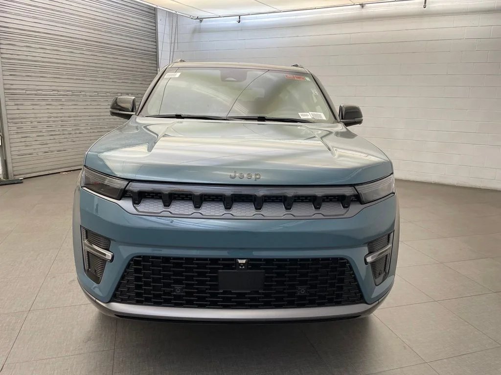 New 2026 Blue Jeep Summit Reserve image 9