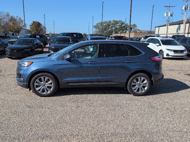Used 2019 Blue Ford Titanium image 2