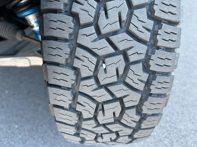 Used 2017 White Ford Raptor image 11