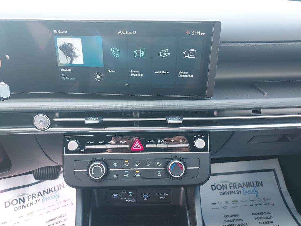 New 2027 Black Hyundai SE AWD image 21