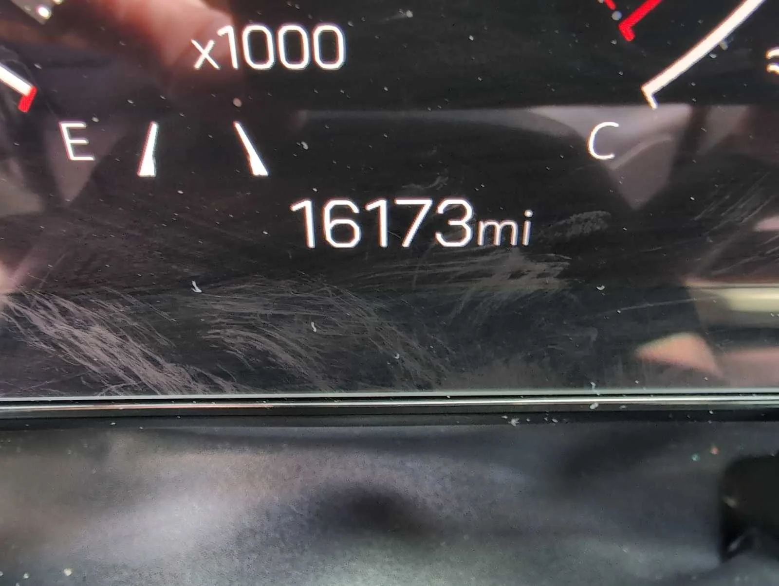 Used 2026 Summit White GMC Elevation image 15