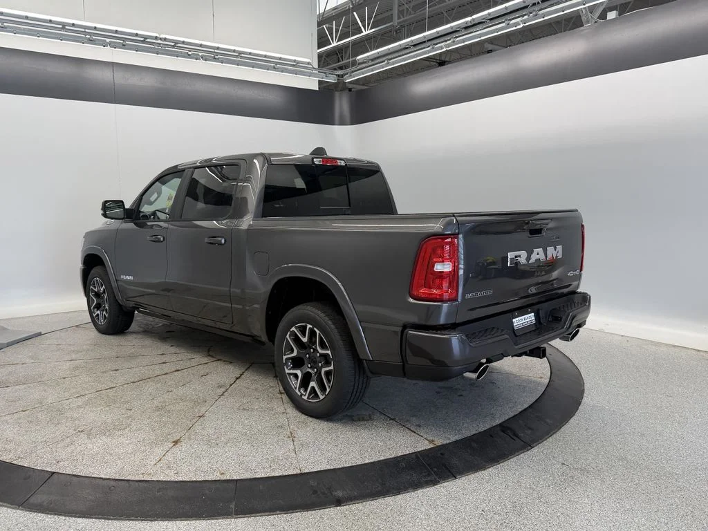 New 2026 Granite Crystal Metallic Clear-Coat Exterior Paint Ram Laramie image 8