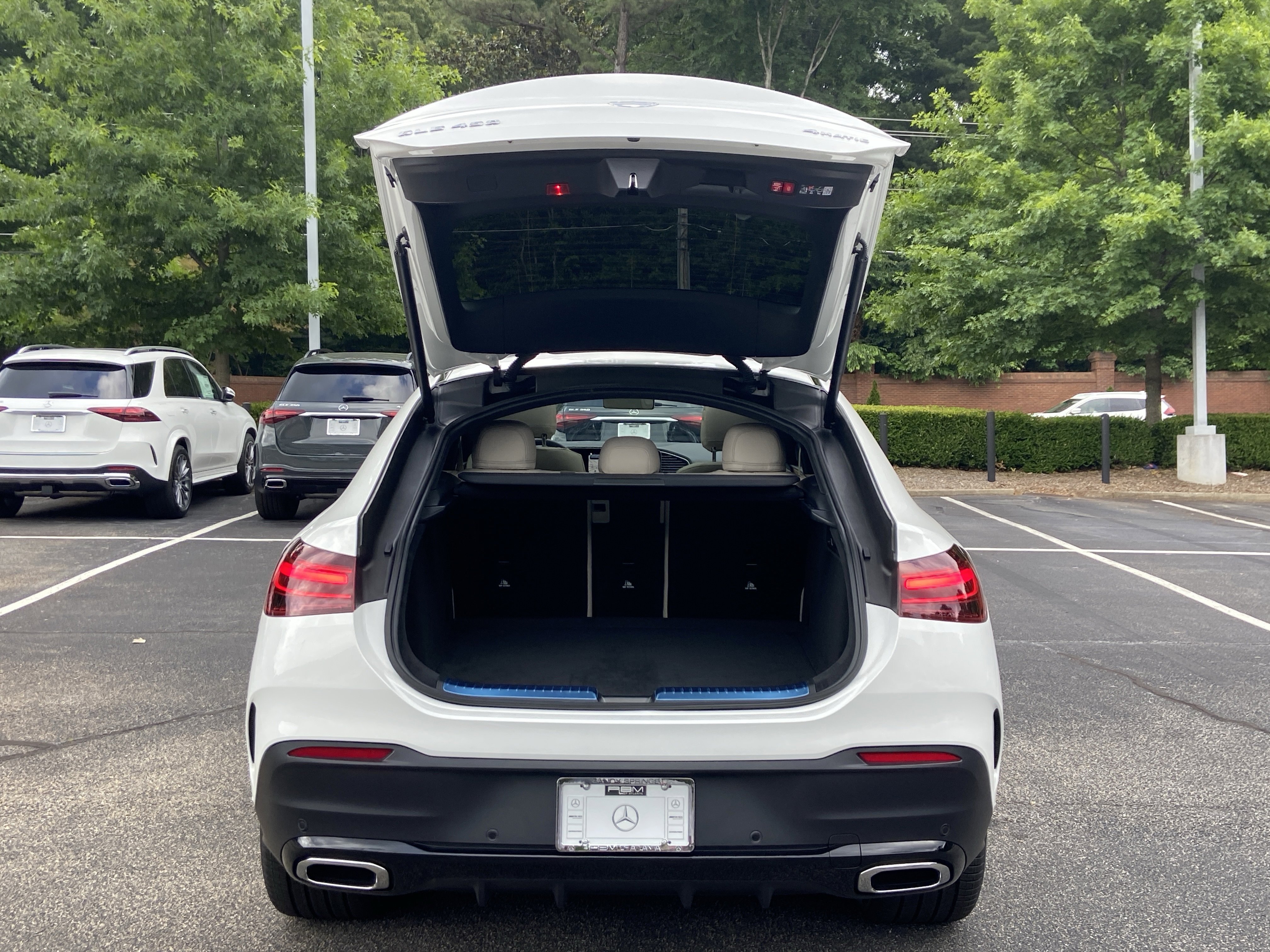 New 2026 Polar White Mercedes-Benz GLE 450 4MATIC® Coupe image 9
