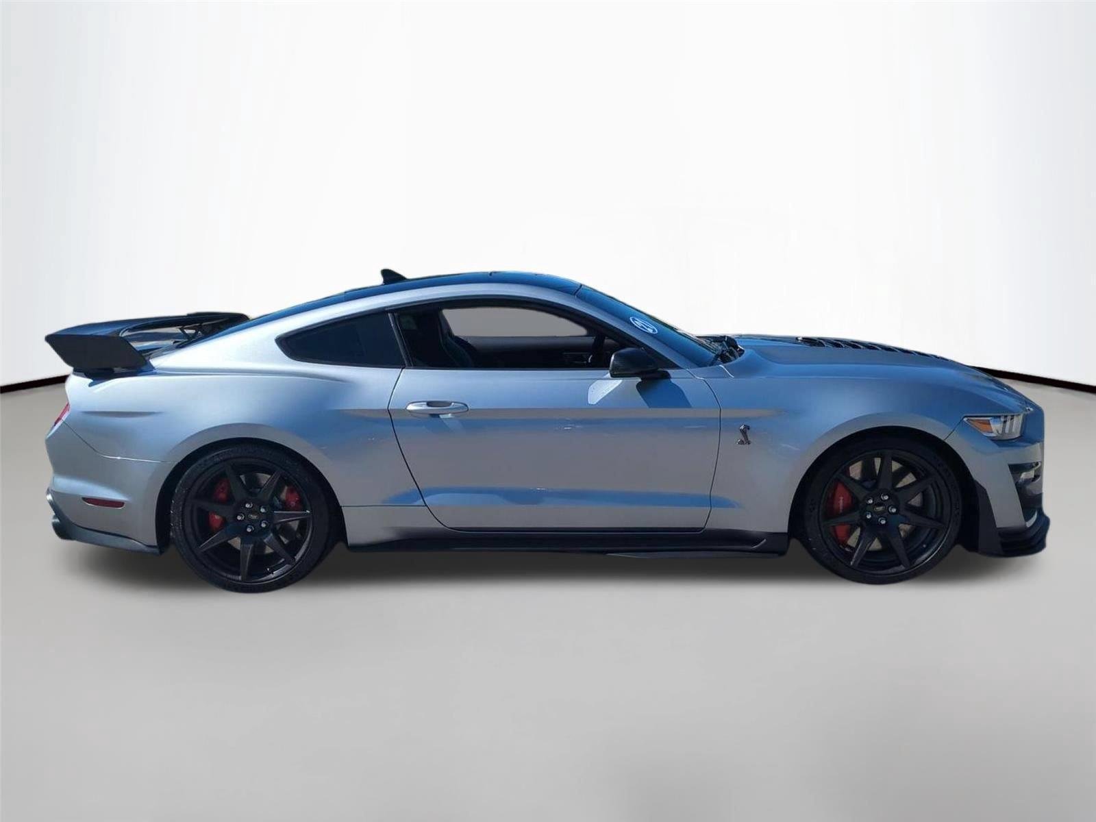 Used 2021 Iconic Silver Metallic Ford Shelby GT500 image 6