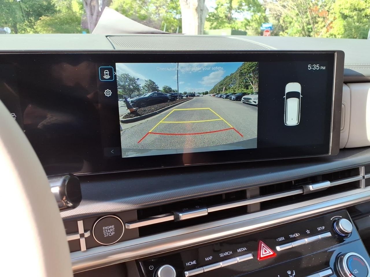 New 2026 Hampton Gray Hyundai SE FWD image 28