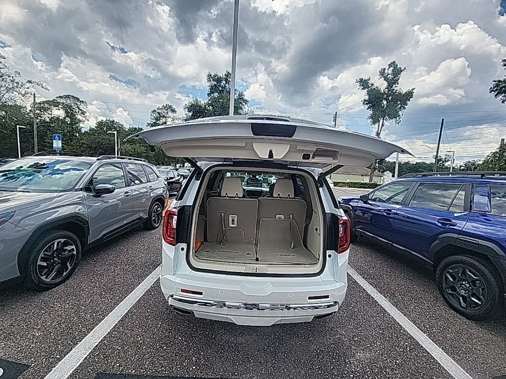 Used 2023 White GMC Denali image 16