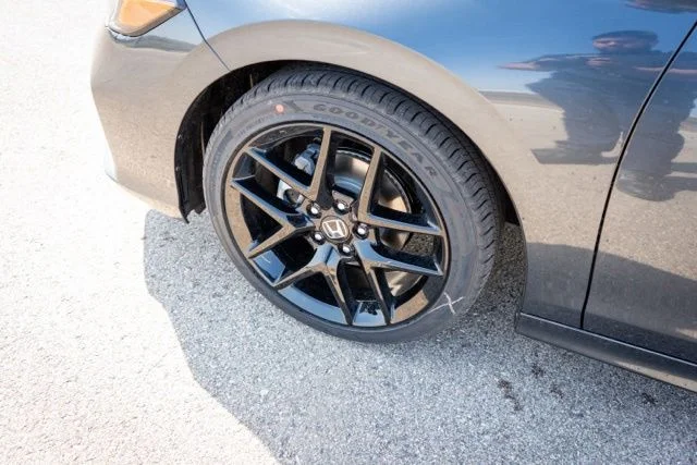 Used 2025 Gray Honda Sport image 13