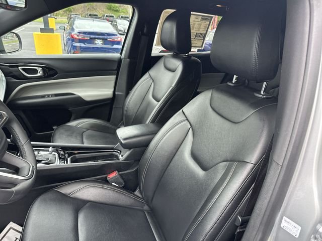 2025 Jeep Compass Limited - Photo 15