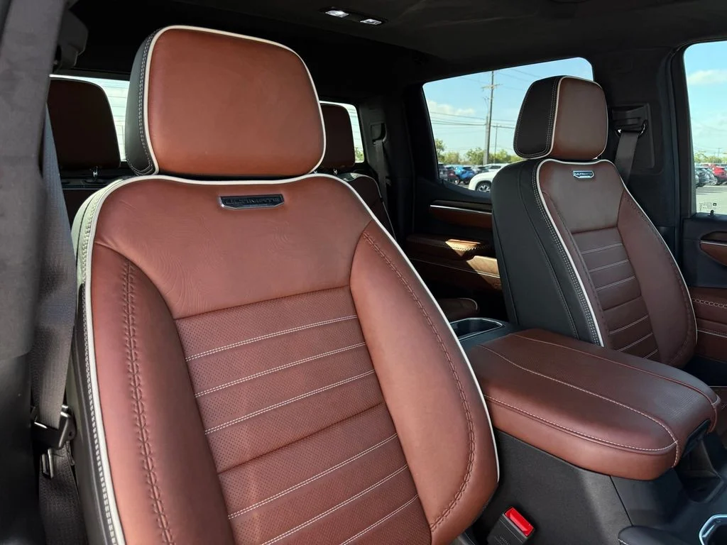 Used 2025 Black GMC Denali Ultimate image 26