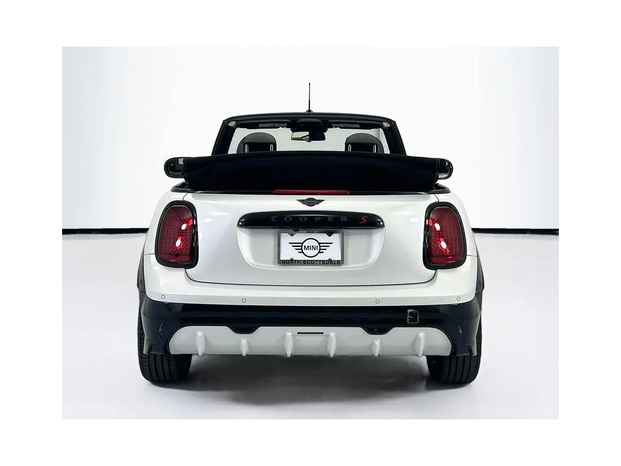 2026 MINI Convertible S - Photo 6