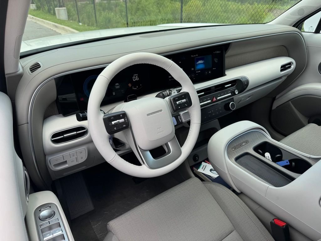 Certified Used 2026 White Hyundai SE image 2
