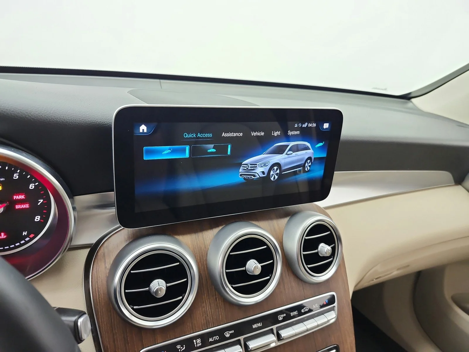 Used 2021 Polar White Mercedes-Benz GLC 300 image 13