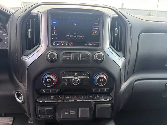 Used 2020 CAJUN RED TINTCOAT Chevrolet LTZ image 22
