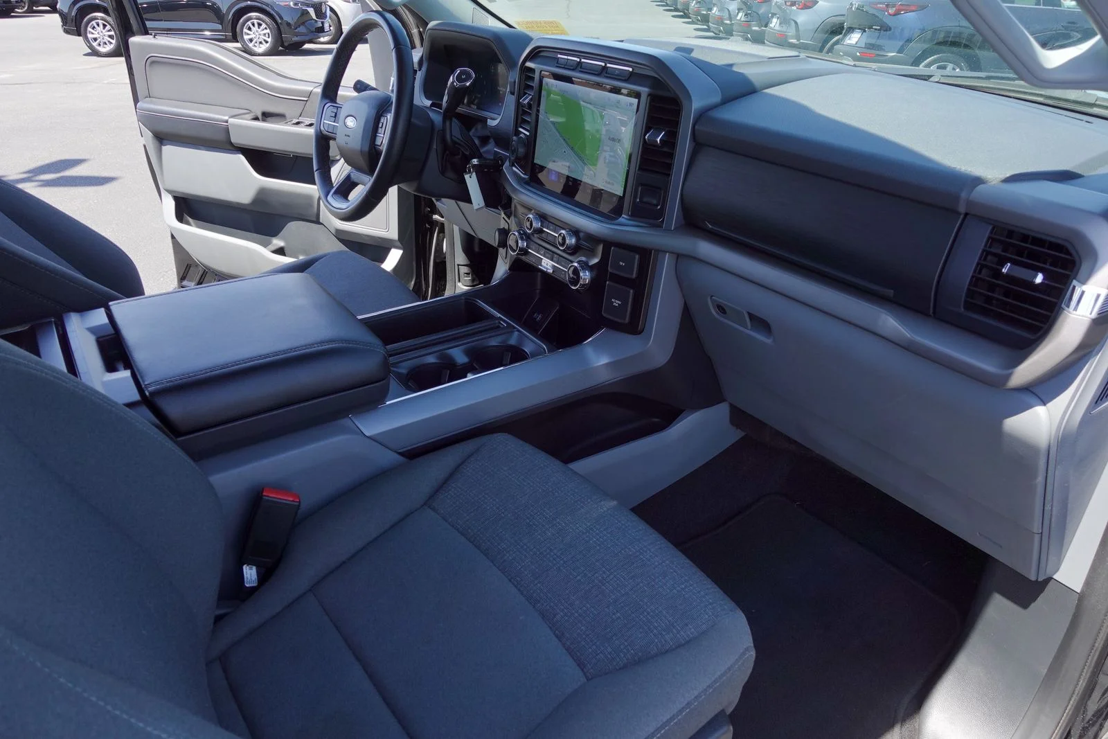 Used 2024 Black Metallic Ford XLT image 11
