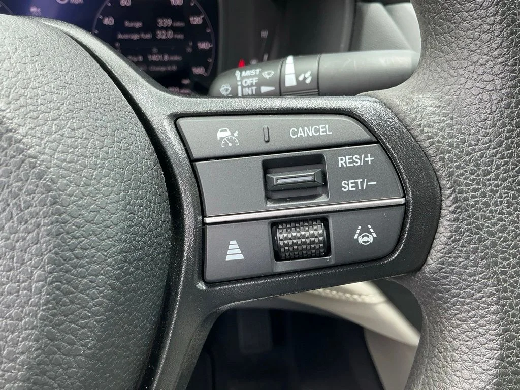 Used 2023  Honda LX image 34