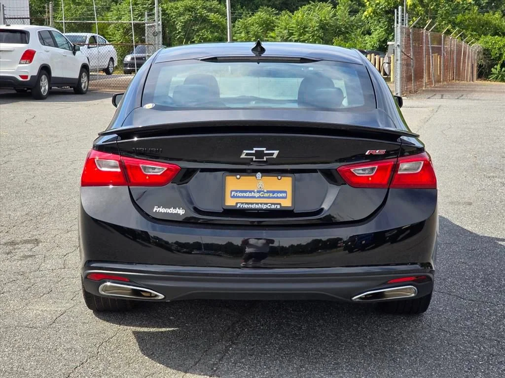 Used 2022 Mosaic Black Metallic Chevrolet RS image 25