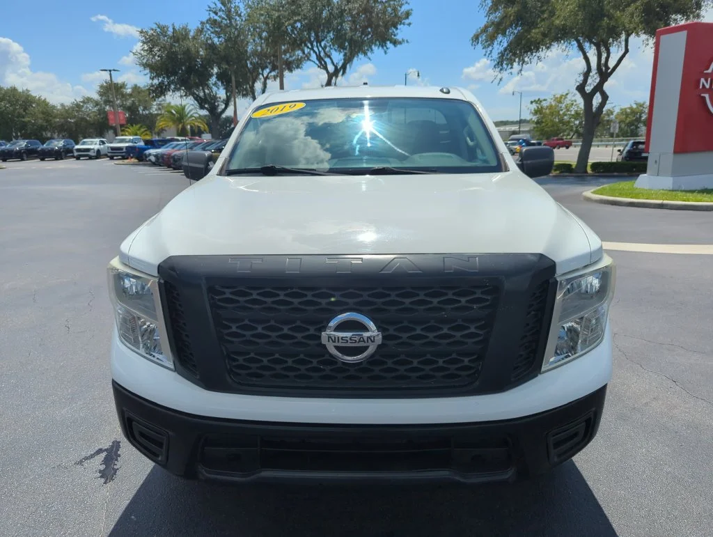 Used 2019 White Nissan S image 15