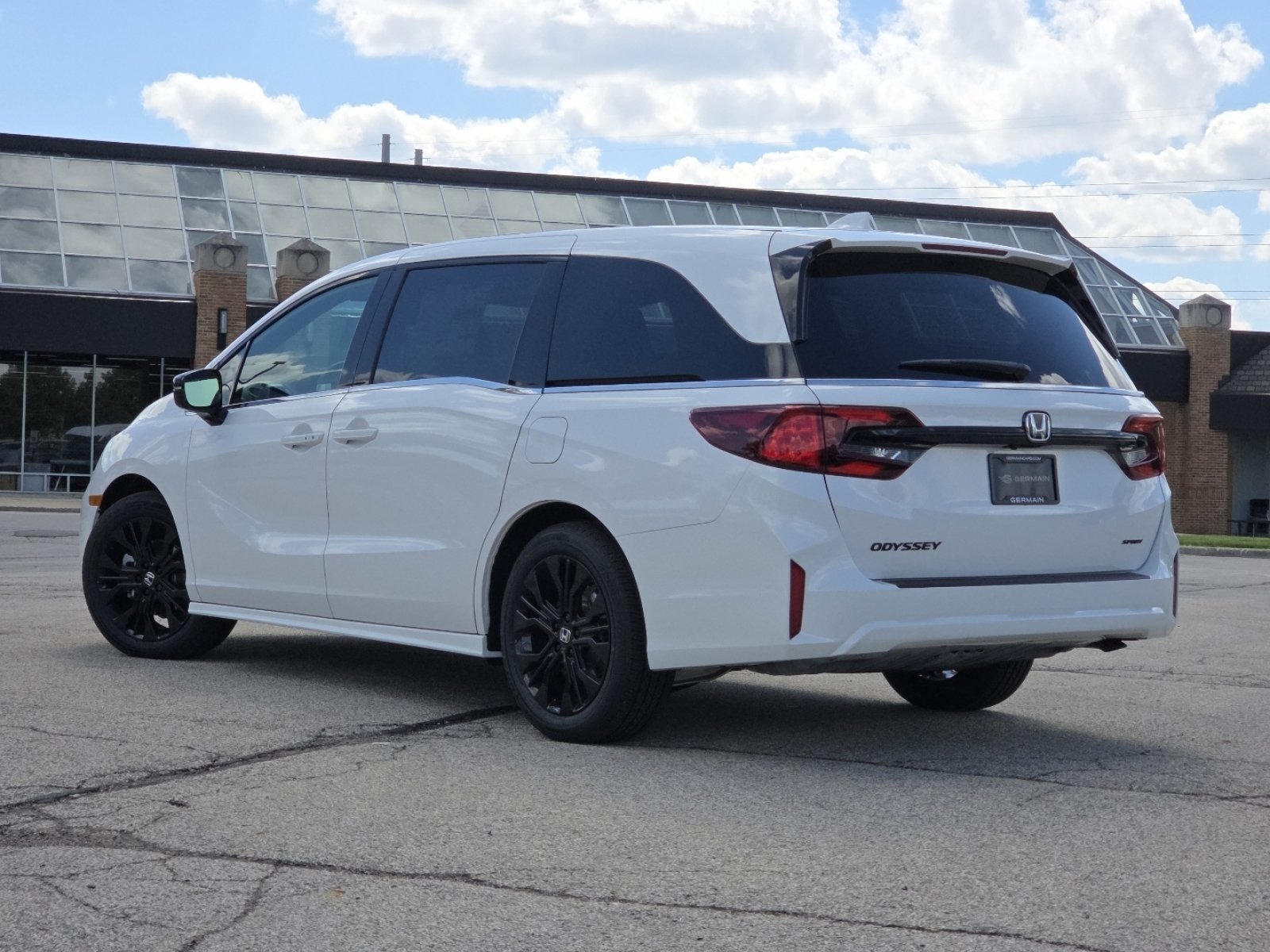 New 2026 Platinum White Pearl Honda Sport-L image 18