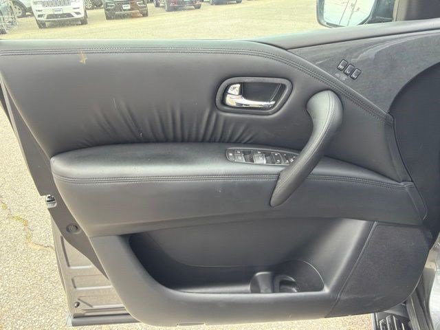 Used 2022 Gun Metallic Nissan SL image 11