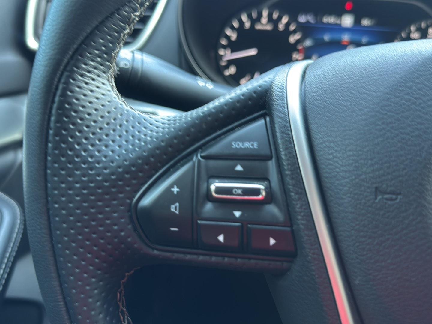 Used 2021 Gun Metallic Nissan SV image 19