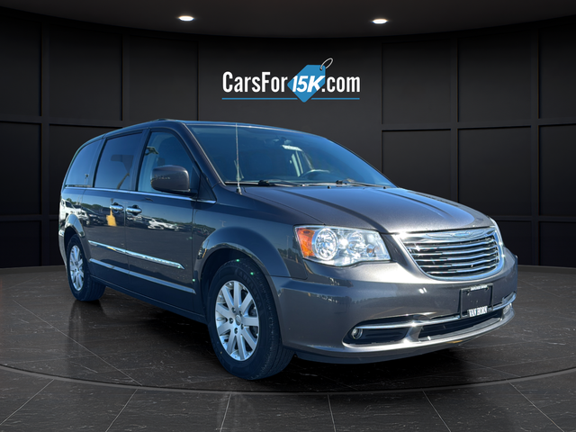 Pre-Owned 2015 Chrysler Town & Country Touring FWD 4D Passenger Van