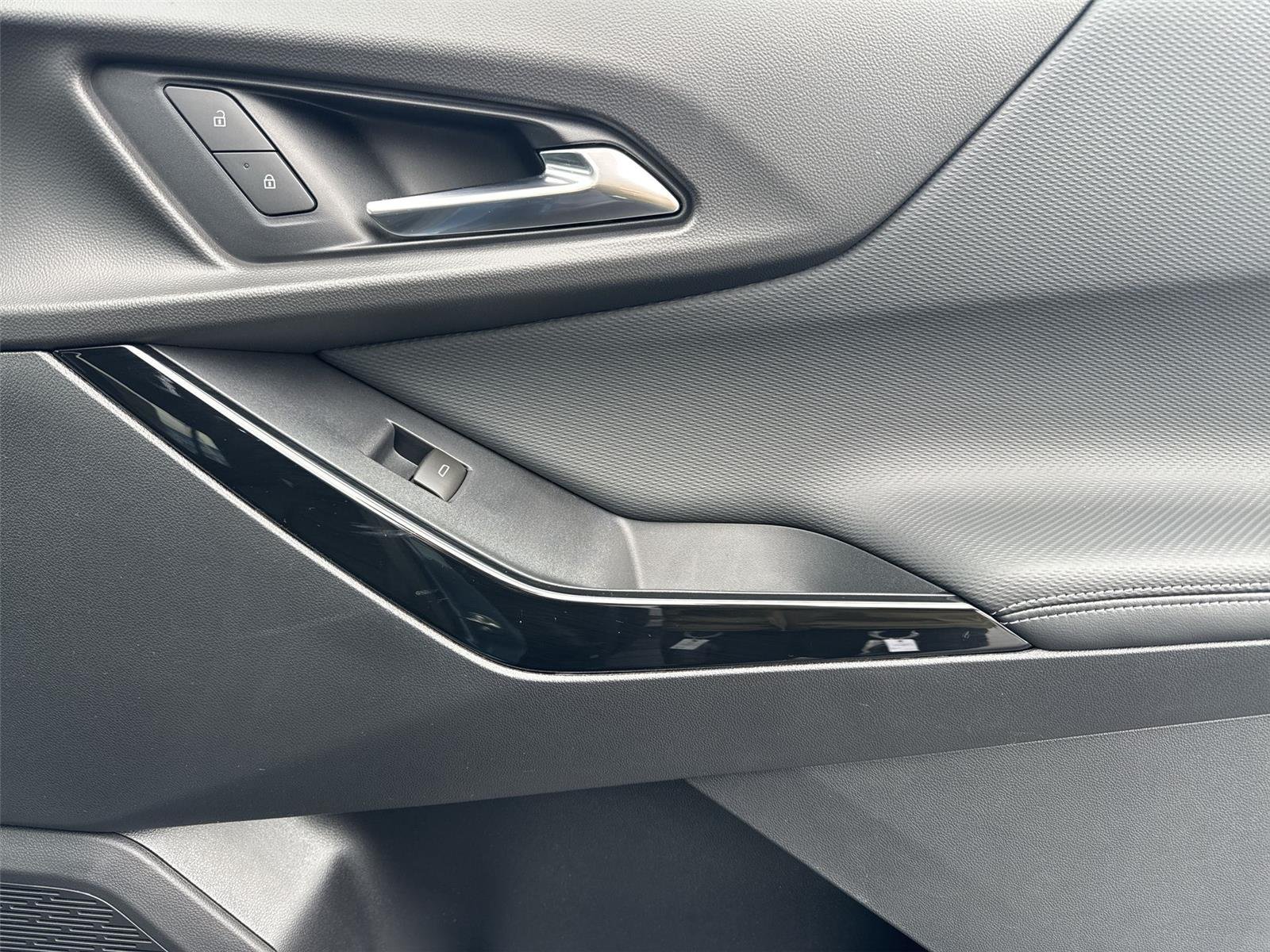 2026 Chevrolet Equinox LT - Photo 33