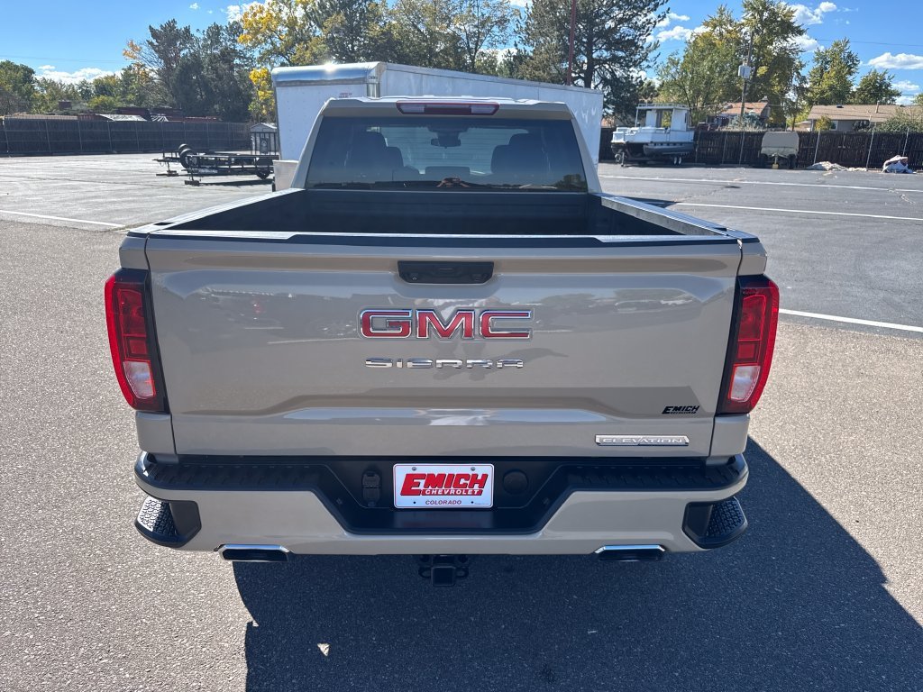 Used 2023 DESERT SAND METALLIC GMC Elevation image 4