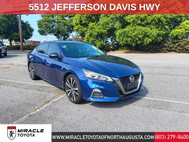Used 2019 Blue Nissan 2.5 SR image 1