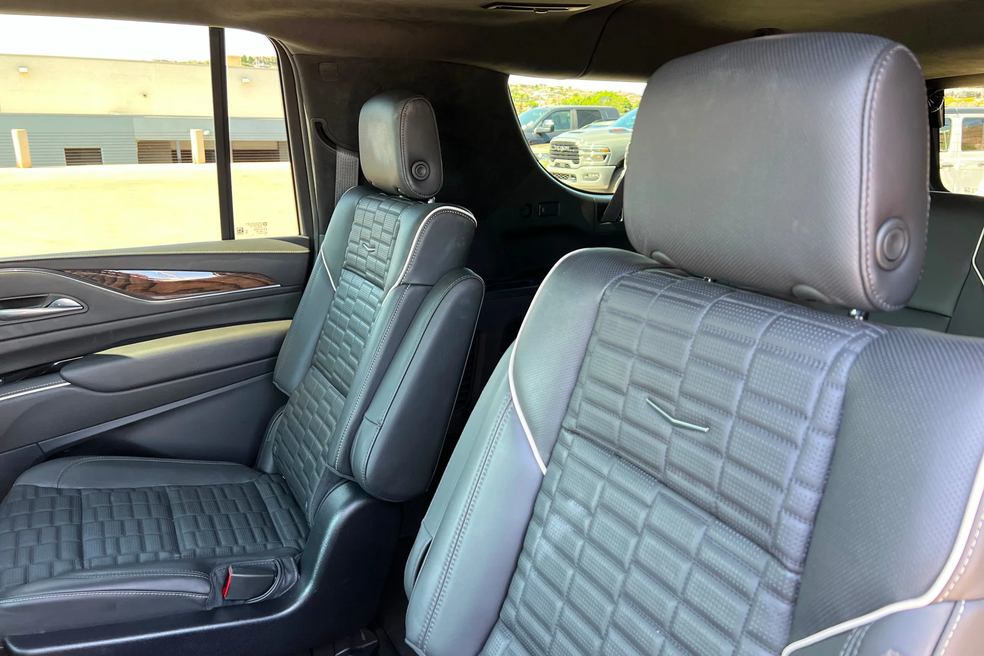 2024 Cadillac Escalade ESV Premium Luxury Platinum - Photo 20