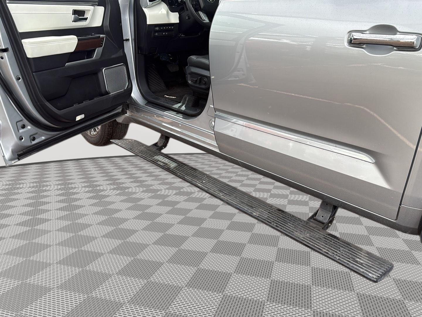 2024 Toyota Tundra Capstone - Photo 25