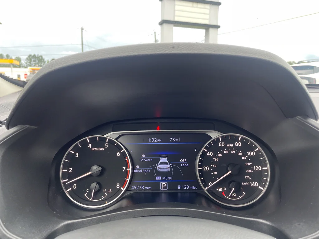 2025 Nissan Altima SV - Photo 8