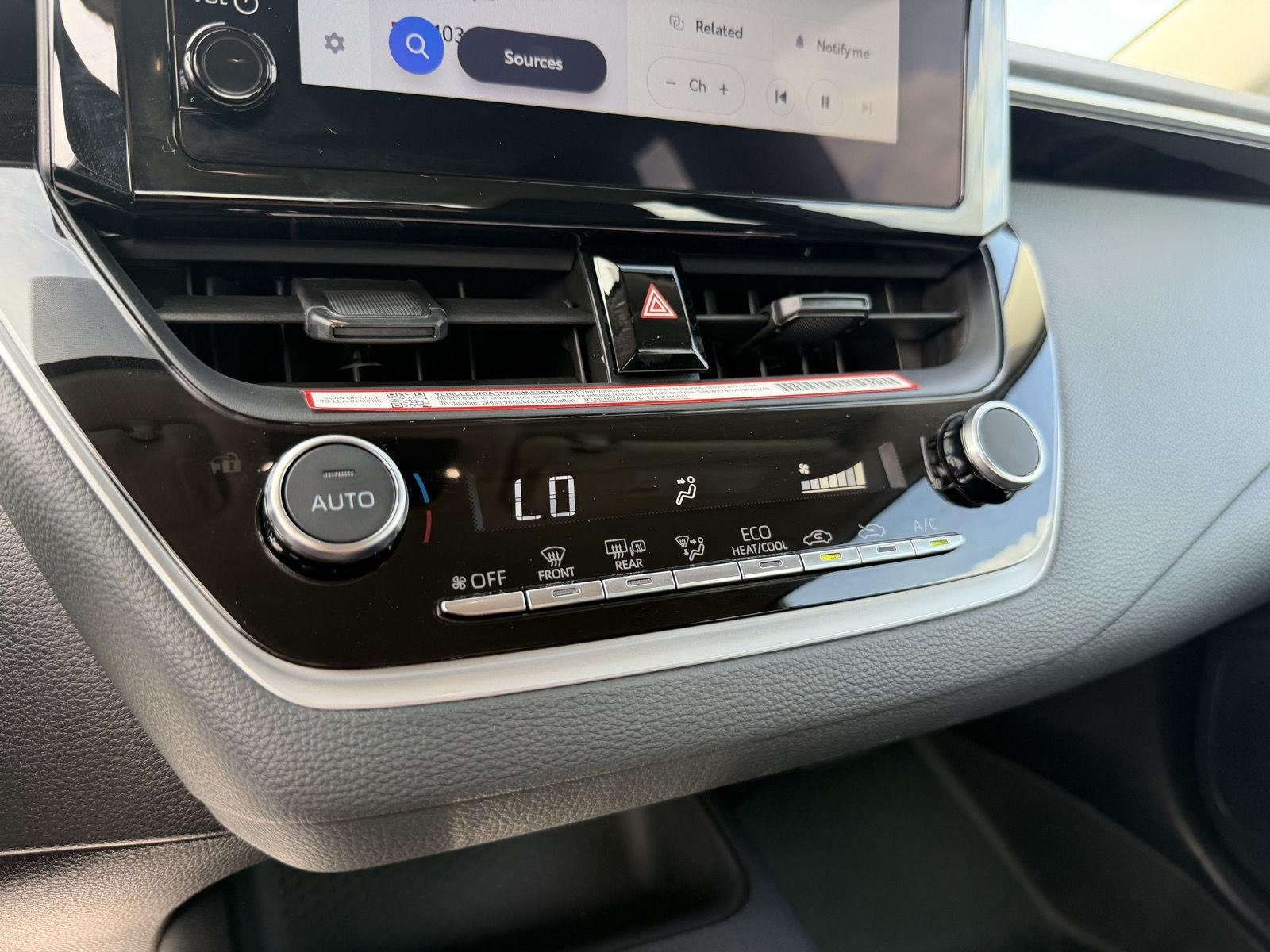 Used 2026 Wind Chill Pearl Toyota LE image 24