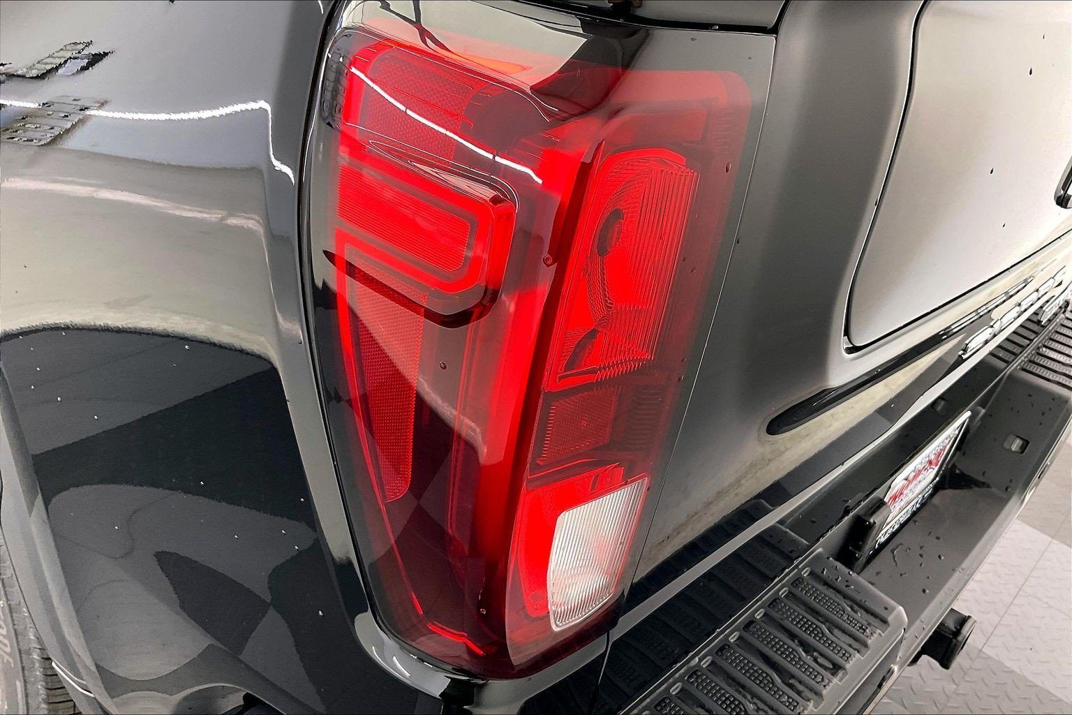 New 2026 Onyx Black GMC Elevation image 16