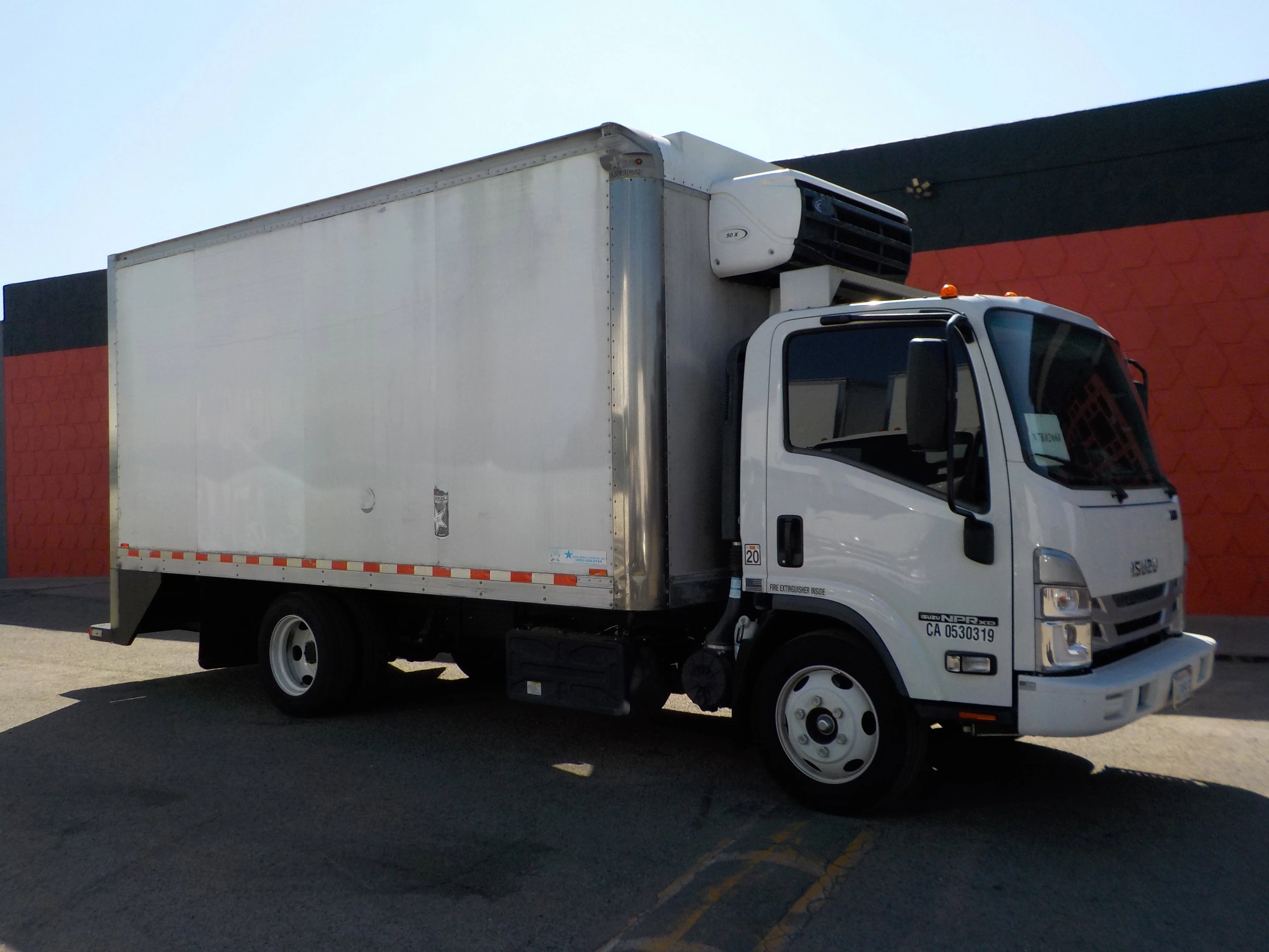 2022 Isuzu NPR-HD's photo